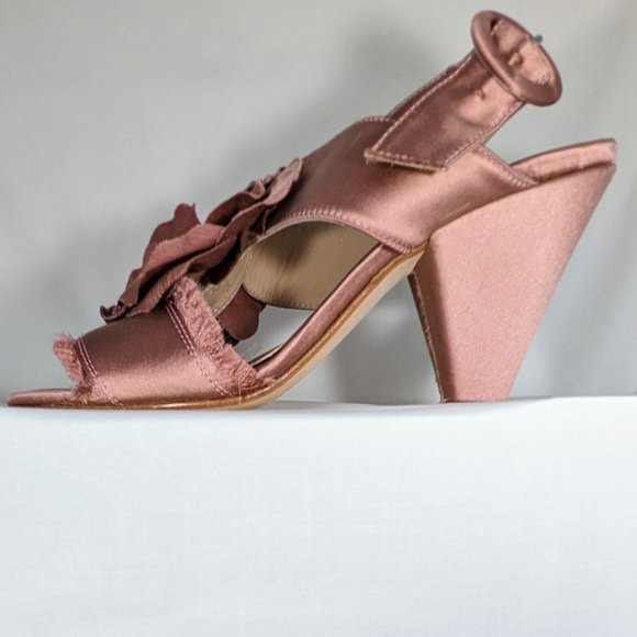 Like New EU 37 Pink Fabric Wedge Heel W/Fabric Flower, Michael Dass - Picture 5 of 10